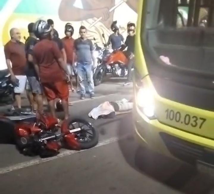 Grave acidente deixa uma pessoa morta no bairro do Sacavém